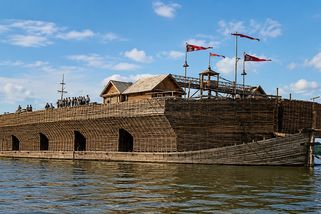 Běljany. Největší dřevěné lodě světa odsouzené k zániku po jediné plavbě - Médium.cz